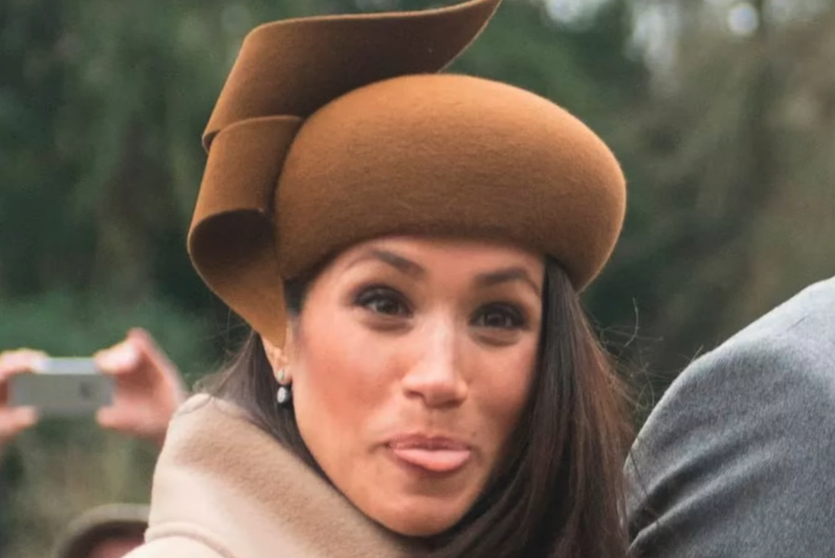 Скриншот из видео YouTube-канала blushsupreme