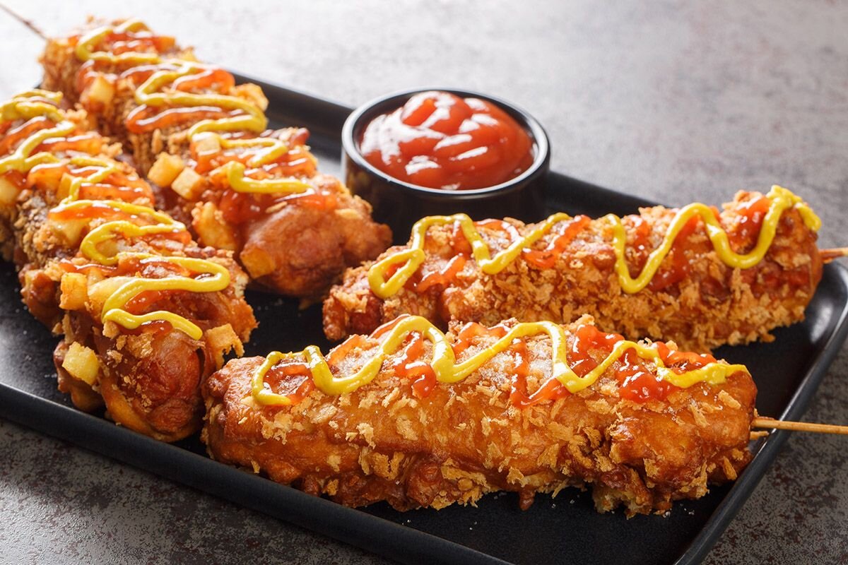 Корн-доги — гастрономический хит последних лет📷
