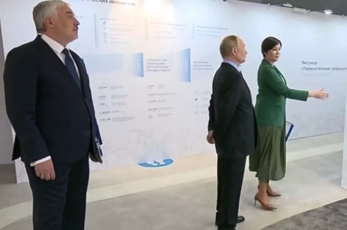    Путин отметил большую зависимость детей в России от смартфонов