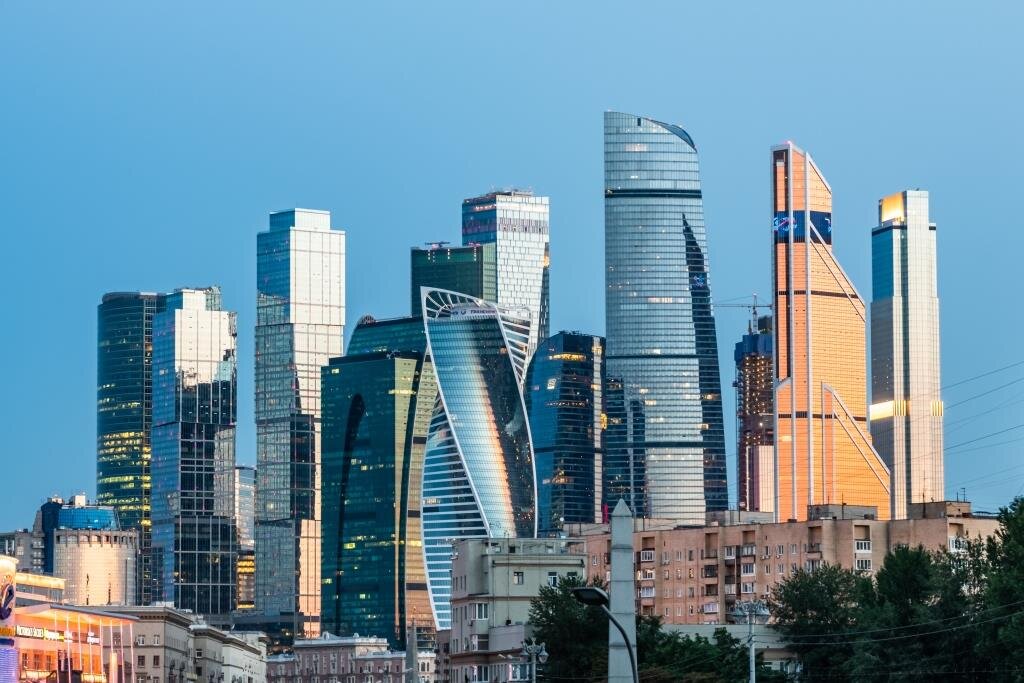Москва-Сити / фото https://avatars.mds.yandex.net/get-altay/1651981/2a0000016ec0bb70f1ff3c42b8d1fc5c58ca/orig