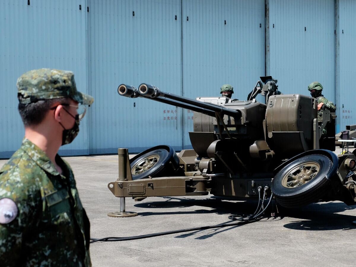    Тайваньская 35-мм зенитная установка Oerlikon© AP Photo / Johnson Lai