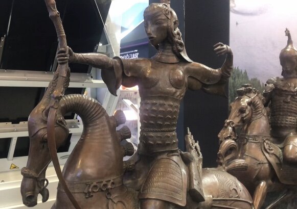 " Царская охота". 138*255*61.Материал Бронза; литье, патинирование