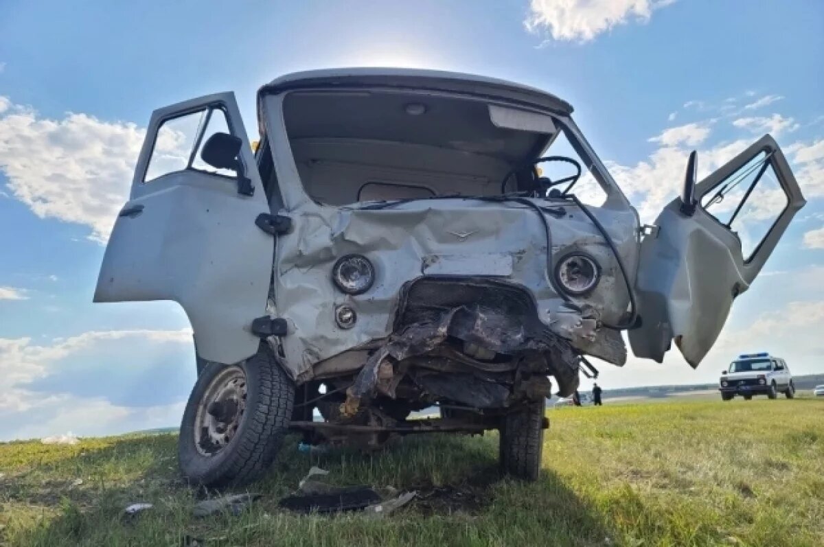 В смертельном ДТП под Саратовом травмировались мама и младенец | Аргументы  и факты - Саратов | Дзен