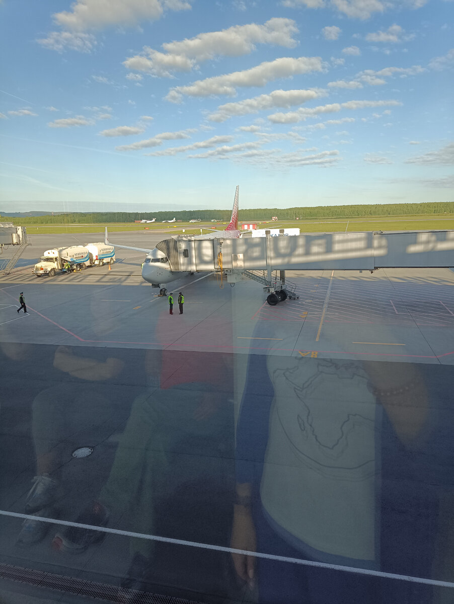 Только в полёте живут самолёты. Аэропорт