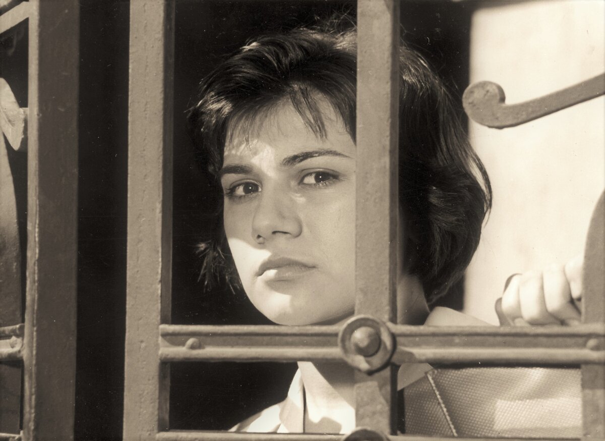 Фильм болгарских кинематографистов. Актриса главной роли Людмила Чешмеджиева.