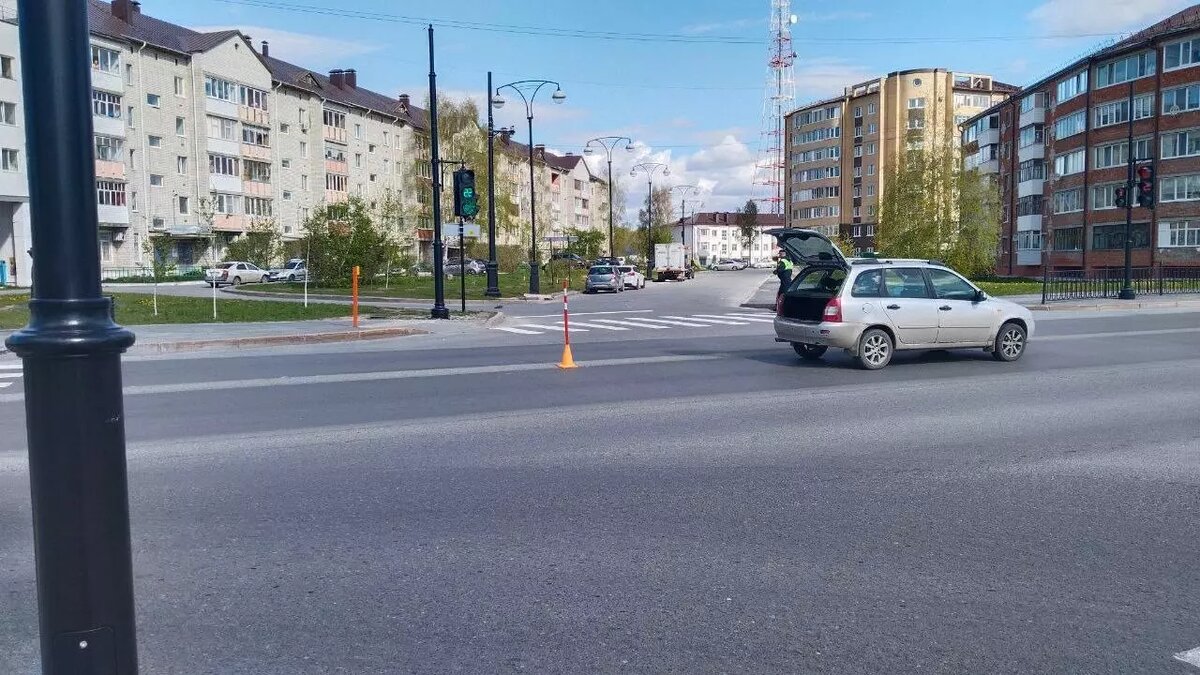 На перекрестке в Тобольске сбили 10-летнего школьника | nashgorod.ru | Дзен