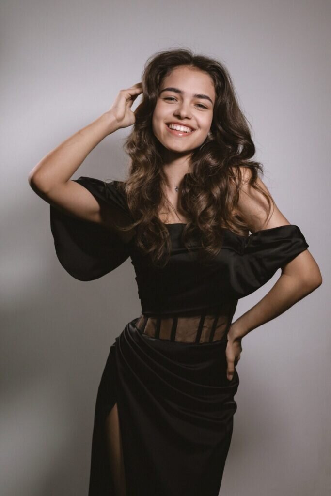 Александра   
Харламова  📷
