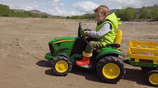 🚜 Leo's Tractor Adventure Fun Kids Song About Friendship and Helping Each Other