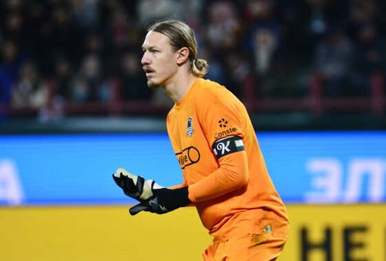    Матвей Сафонов