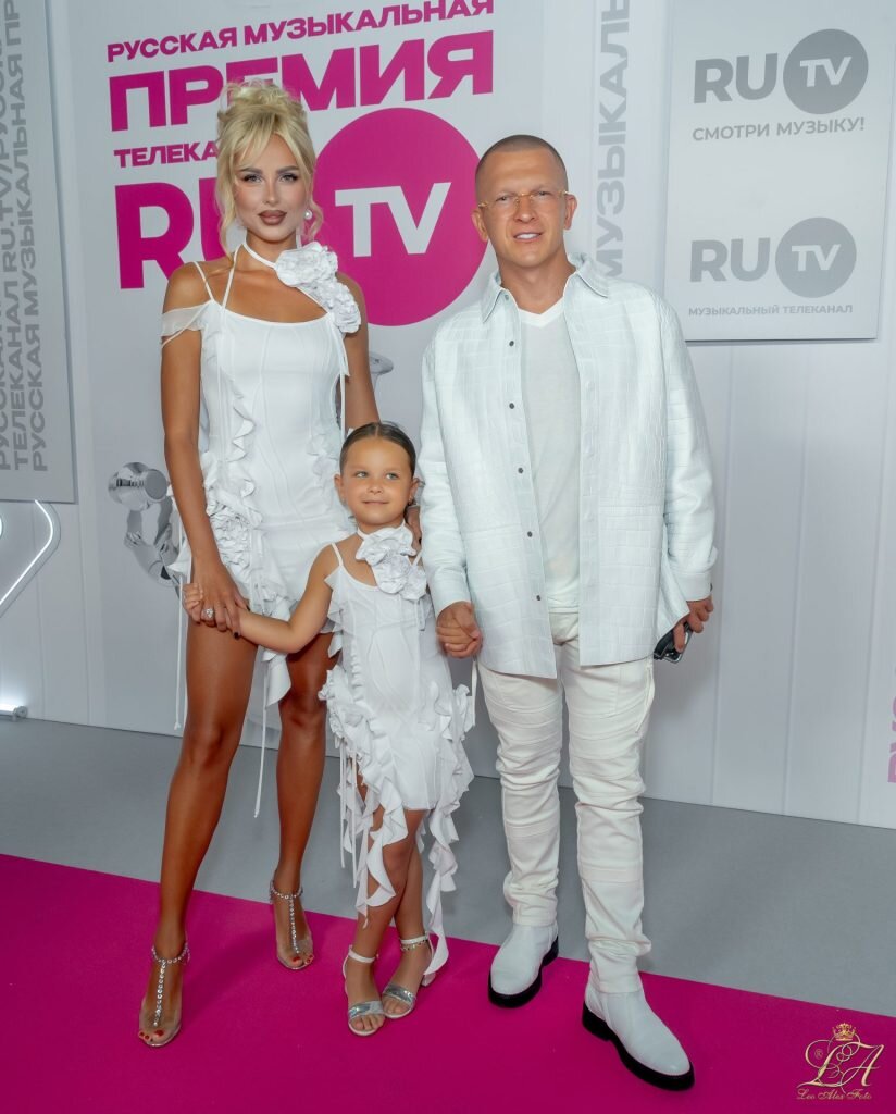    Ханна и Пашу Юлия Гончарова