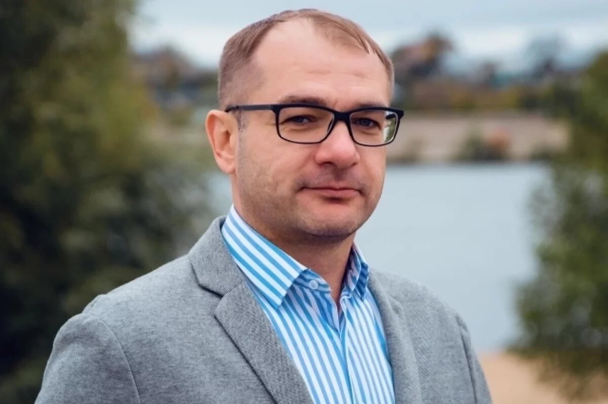    От торгового представителя до писателя: как совмещать карьеру и творчество