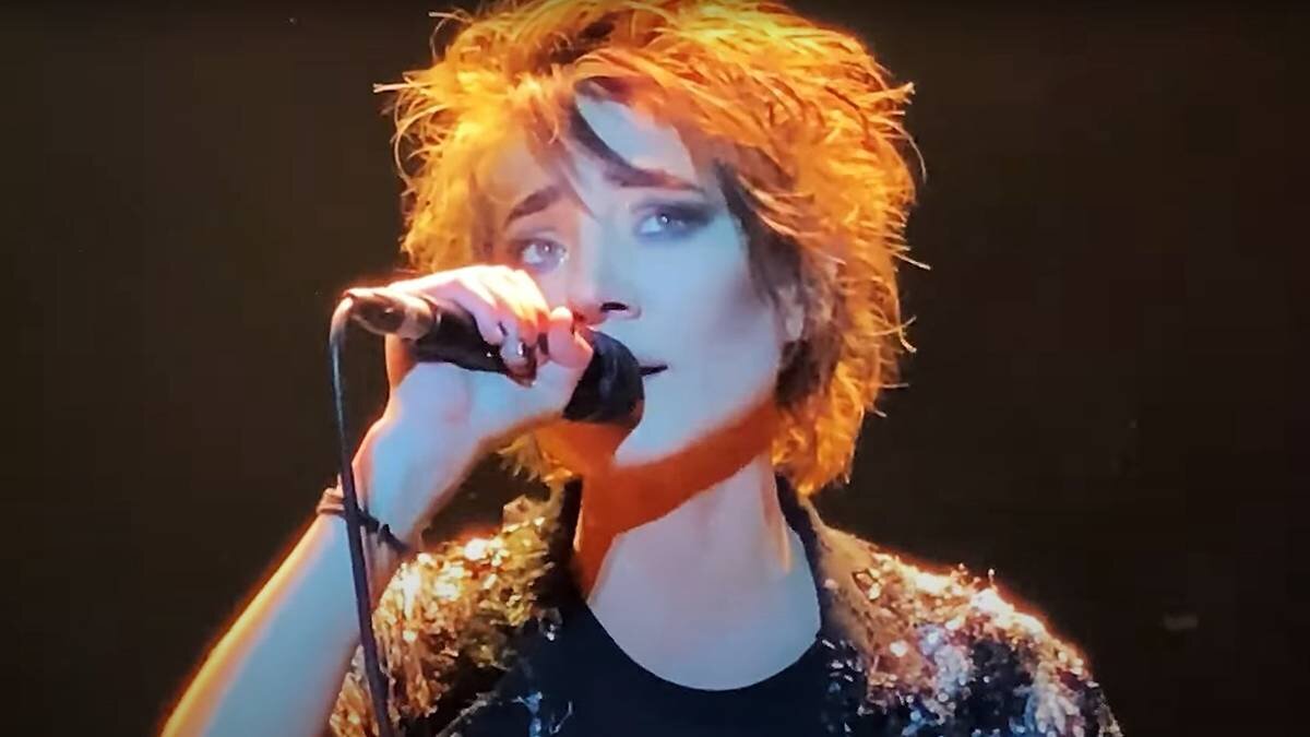    Фото: Youtube / zemfiralive