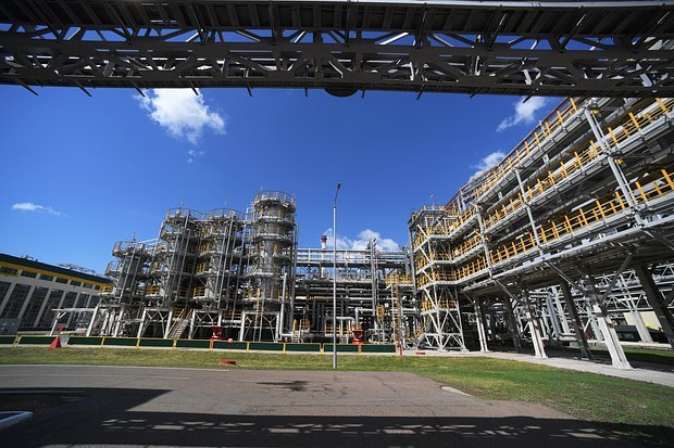    Территория нефтеперерабатывающего предприятия «Танеко» в Республике Татарстан. Фото: Максим Богодвид / РИА Новости
