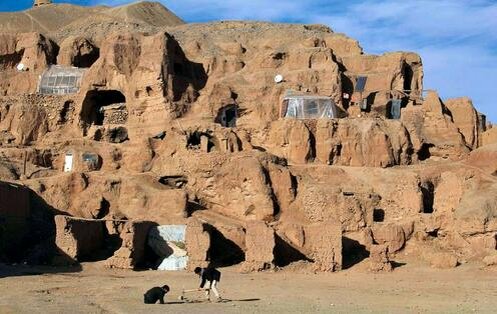 Пещеры Бамиана. Фото с сайта xinhuanet.com