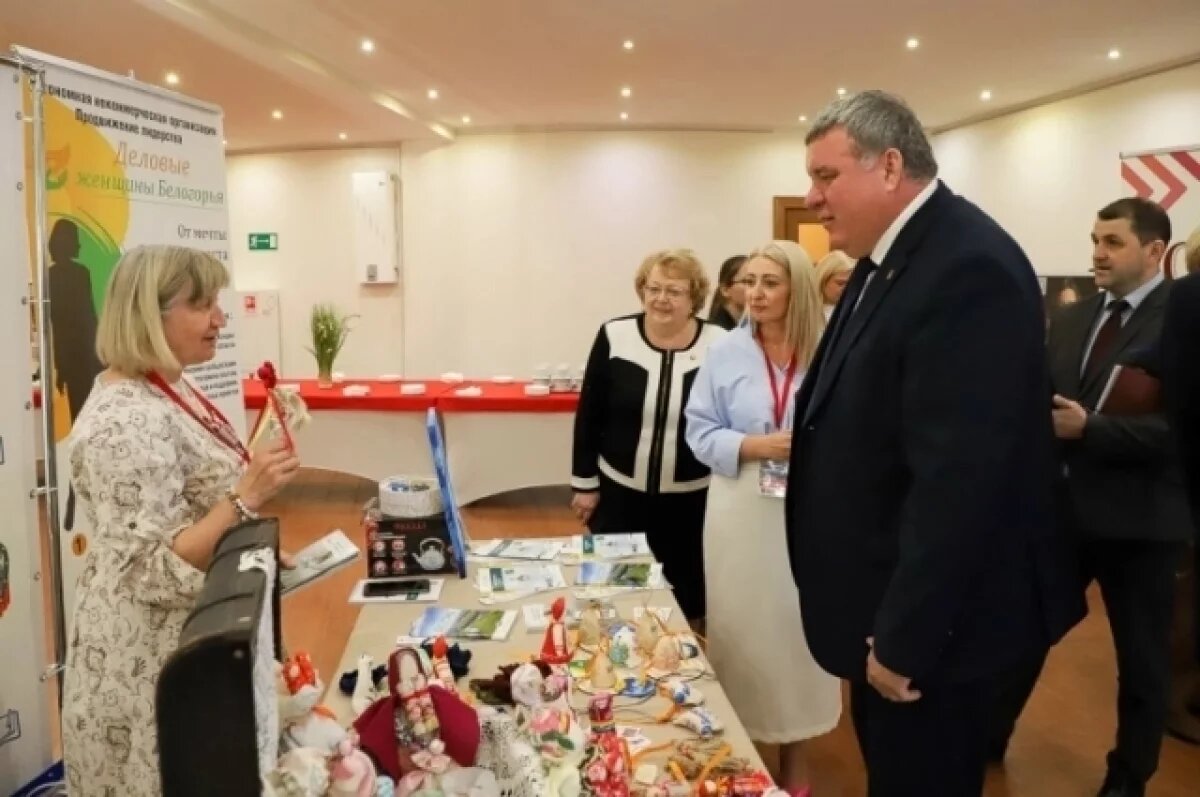    В музее оружия в Туле отрылся женский бизнес-форум «Вместе»