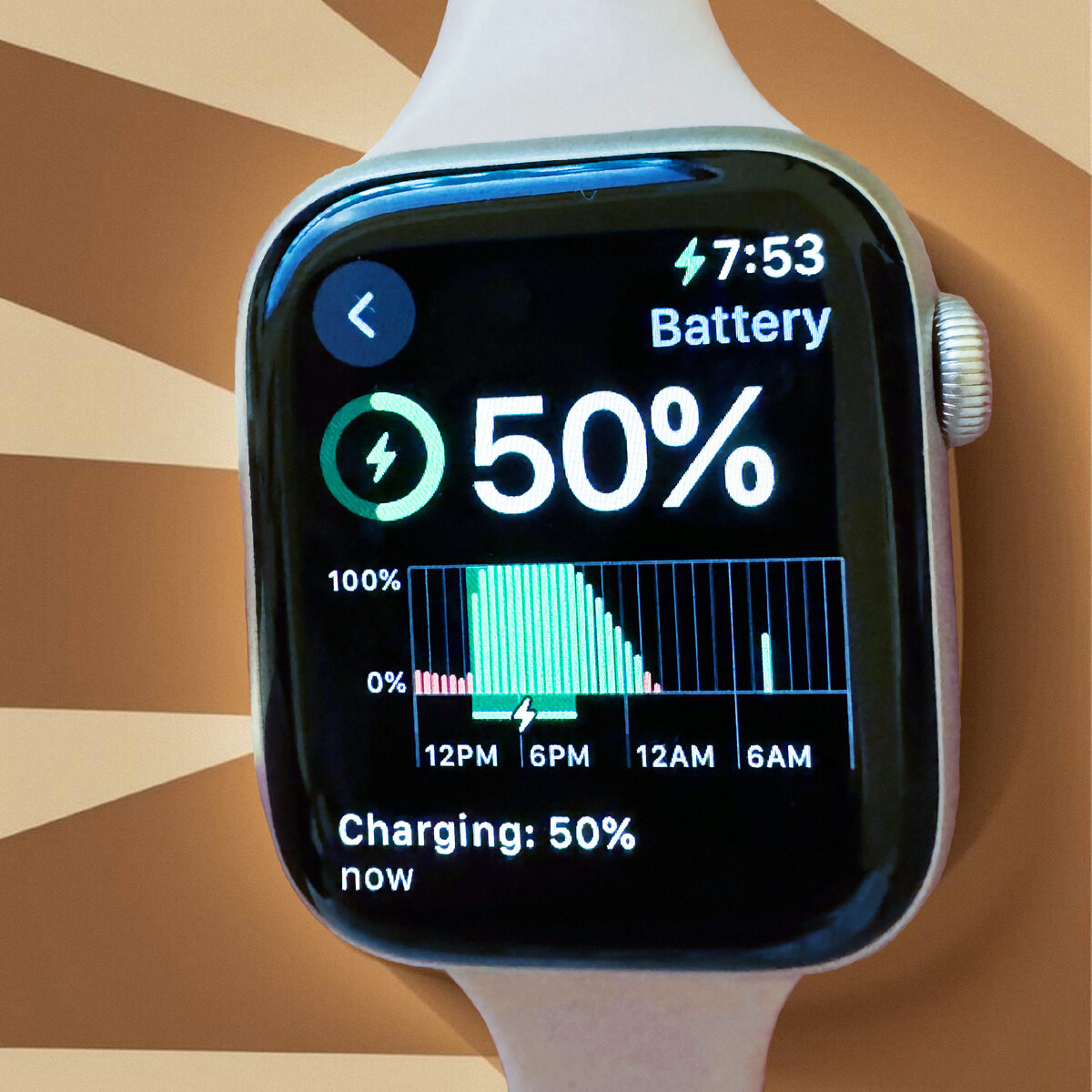 С проблемой быстрой разрядки столкнулись владельцы всех смарт-часов Apple Watch.