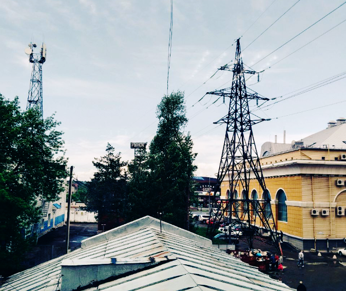 Вид из окна отделения на "Старый базар" и "Пассаж"