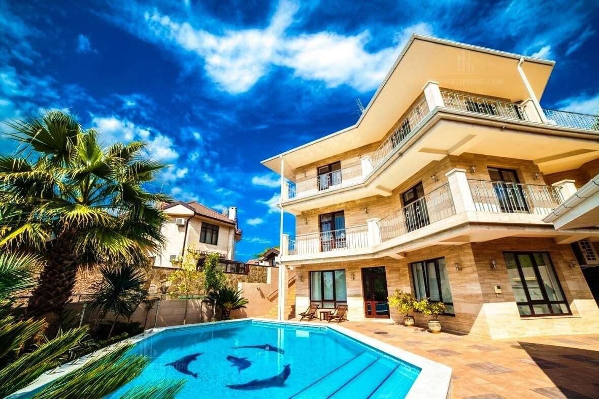 Частные дома и таунхаусы становятся всё более популярным выбором для покупки жилья семьями.