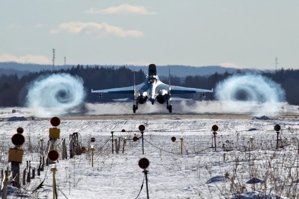    Су-27 в «Бесовце». Фото: Commons.wikimedia.org/ Александр Бельтюков