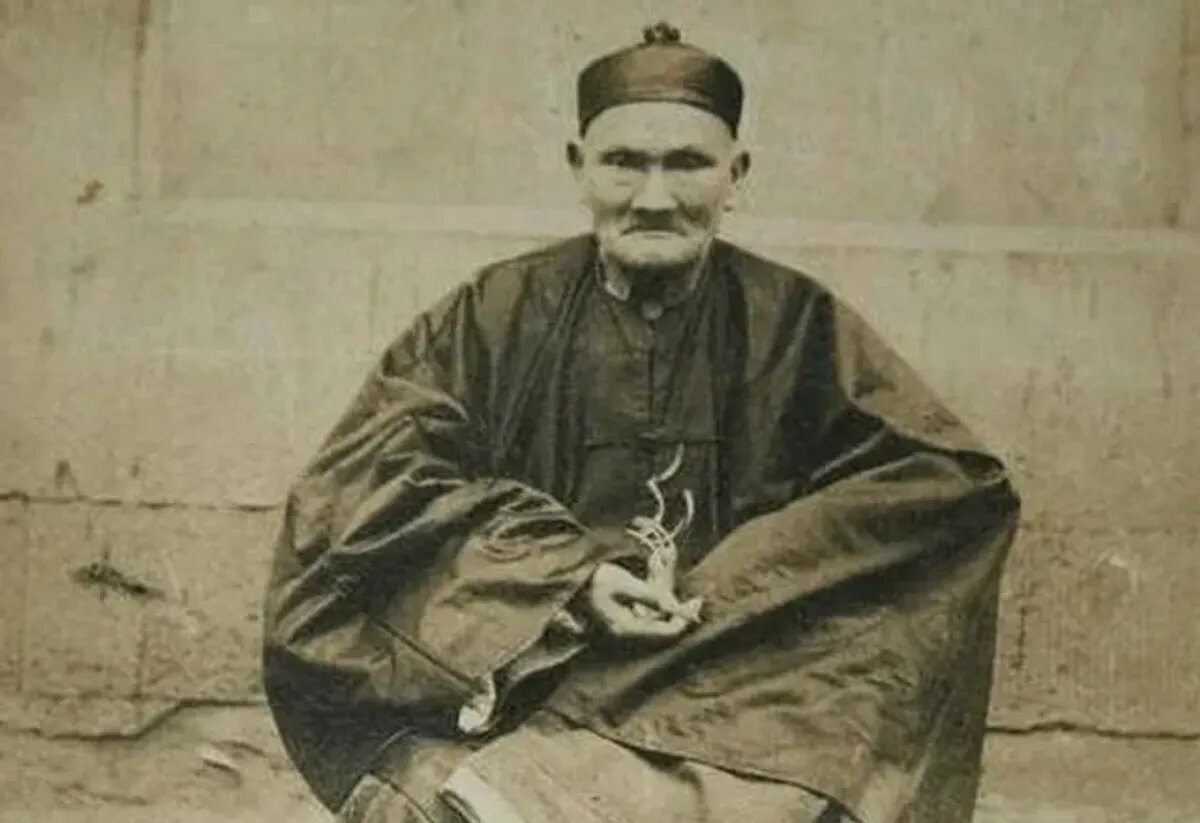 Ли Цинъюнь