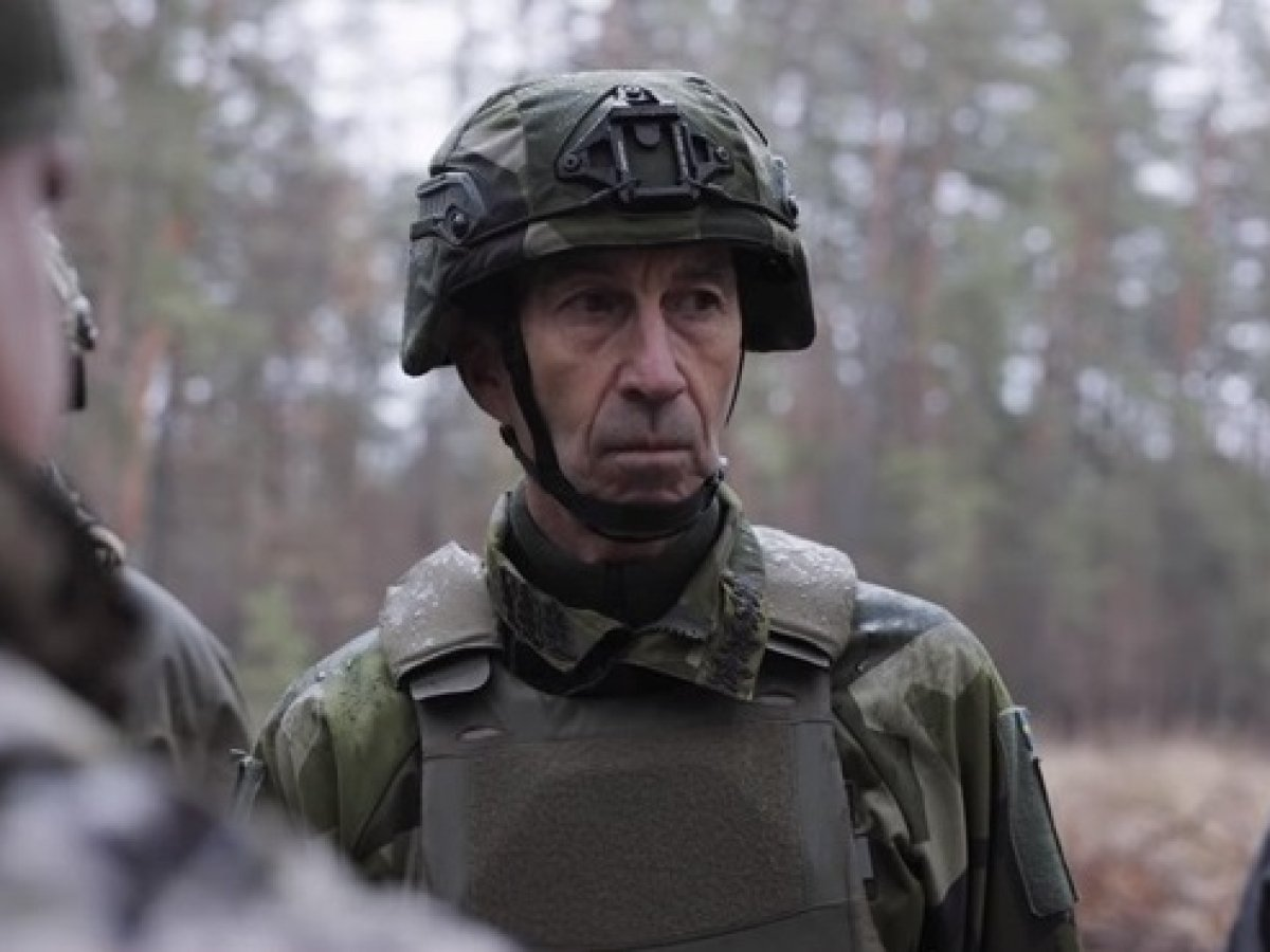  Бюден