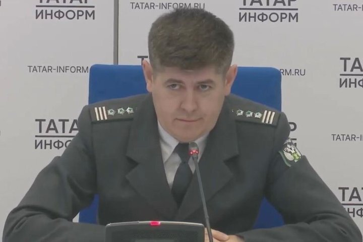 Заместитель руководителя Россельхознадзора по Татарстану Айрат Тазетдинов рассказал, что основными импортерами сельскохозяйственной продукции являются европейские страны. скриншот из видео Пресс-конференция «Качество и безопасность зерна, государственный мониторинг зерна в 2024 году в РТ» с канала «Татар-информ»