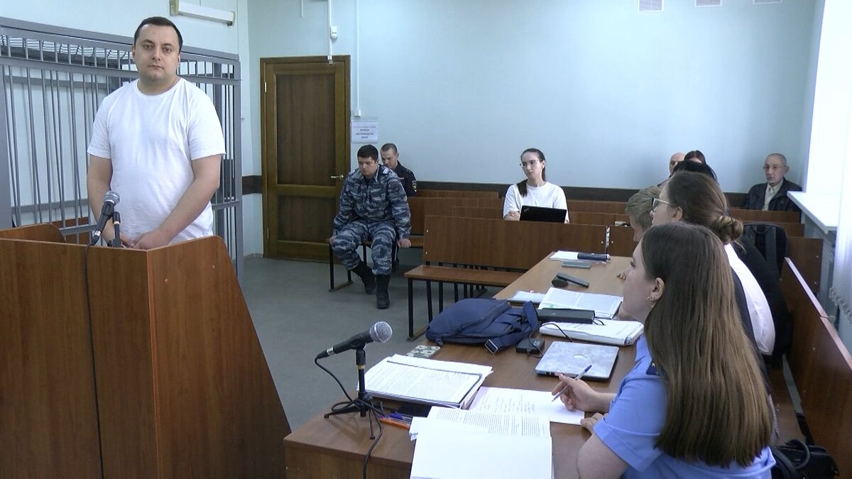    ﻿﻿«Заболела тетя». Свидетели рассказали, зачем отвезли Тарханяна в аэропорт