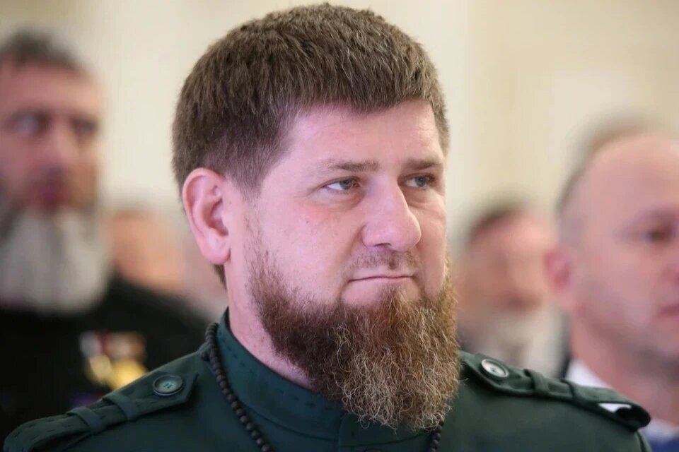    Рамзан Кадыров заявил, что мечтает посадить Зеленского в подвал в Чечне REUTERS