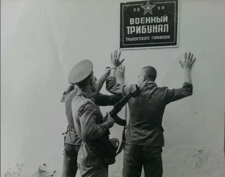 Фото Геннадия Белова из фотоальбома ТВОКУ 75-79 Ташкент