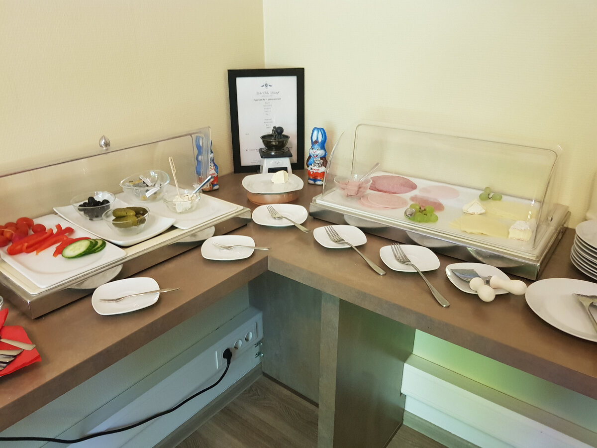  завтрак в отеле "Вилла Киселефф", Бад-Хомбург