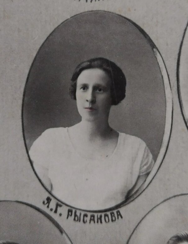 Милая женщина, правда?