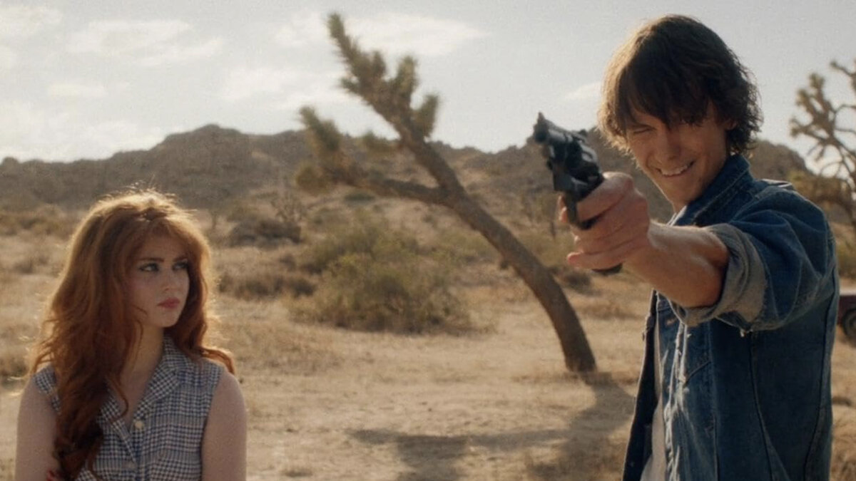 Кадр из фильма "Последняя остановка в округе Юма"