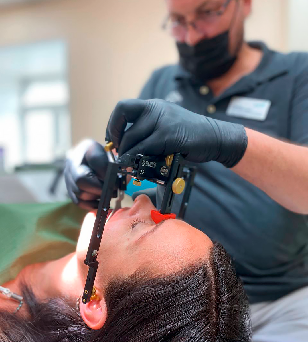 Диагностика гнатолога в клинике "Дентал Арт" Москва