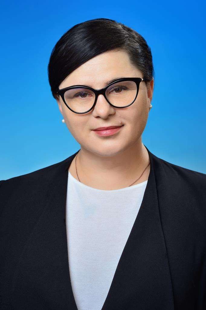 Ильгова Екатерина Владимировна, ректор Саратовской государственной юридической академии, секретарь местного отделения Партии Октябрьского района г. Саратова. Родилась 14 июня 1977 года в Саратове. Образование высшее – в 1999 году закончила Саратовскую государственную академию права по специальности юриспруденция.
Кандидат юридических наук, доцент.
Замужем, воспитывает дочь и сына.