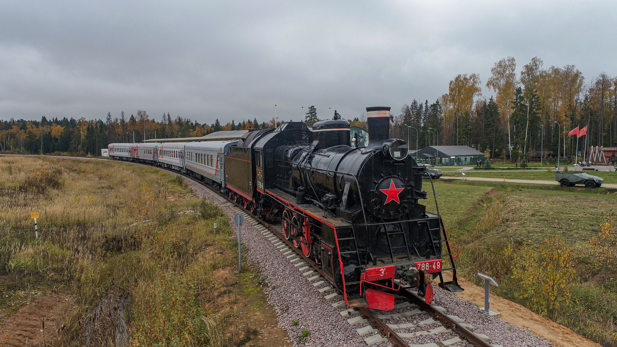Паровоз Эр-788-49. Фото: https://parkpatriot.ru