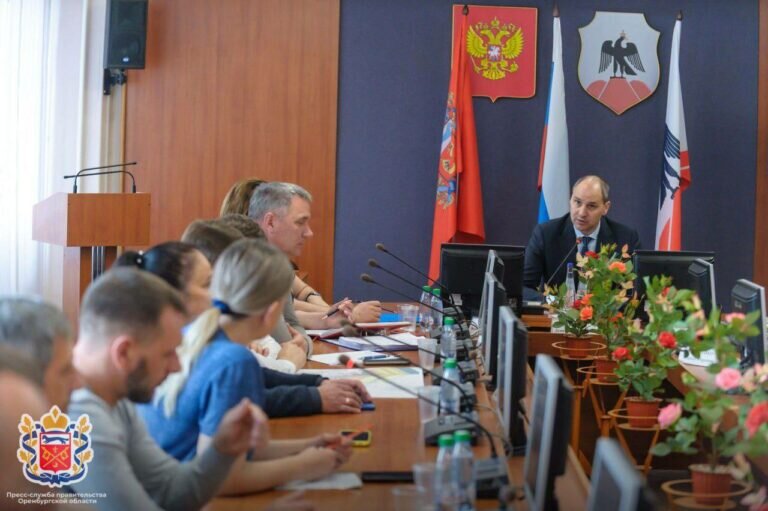    Денис Паслер встретился с жителями Орска и ответил на самые актуальные вопросы Белов Михаил Александрович