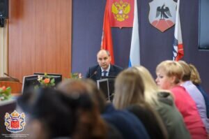  📷    Денис Паслер встретился с жителями Орска и ответил на самые актуальные вопросы Белов Михаил Александрович