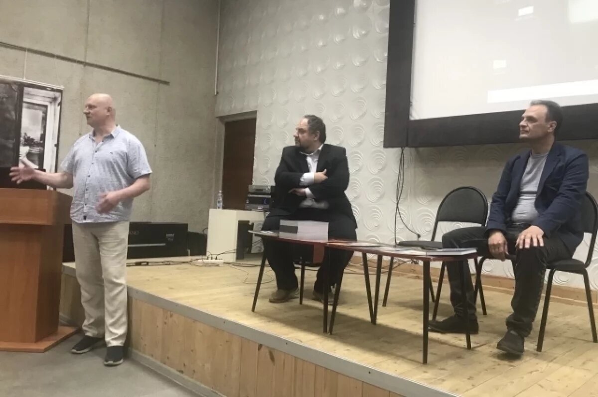    Творческий вечер-встреча с калужскими журналистами состоялся в Обнинске