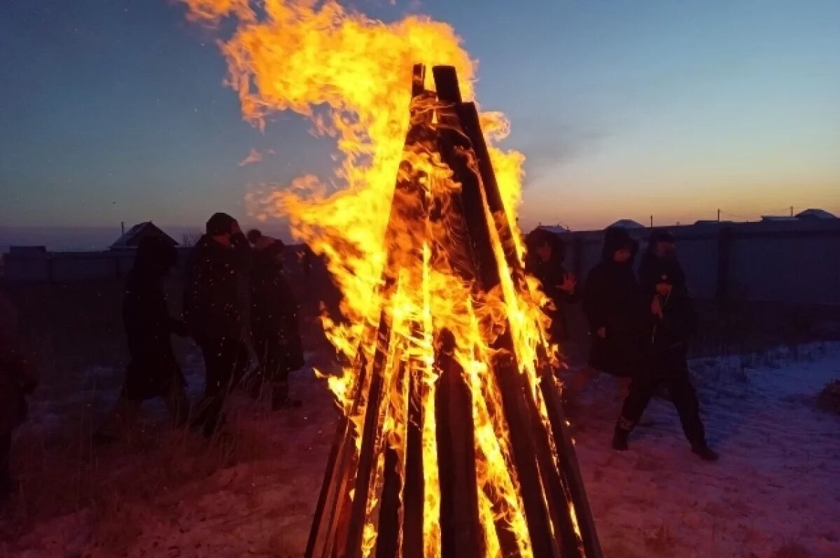    Дыхание украли духи.