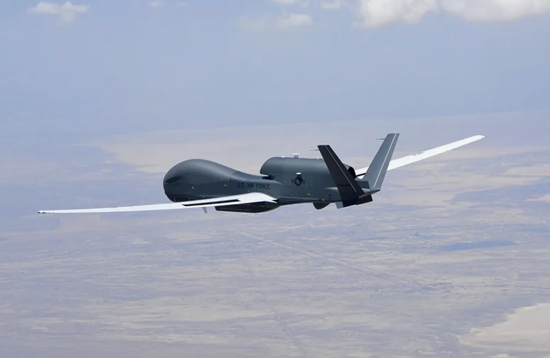 Беспилотник rq 4b global hawk