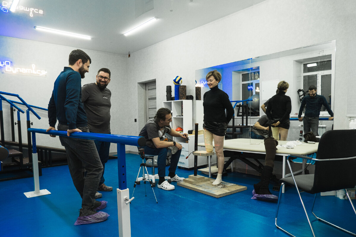 Команда Динамики с пациенткой