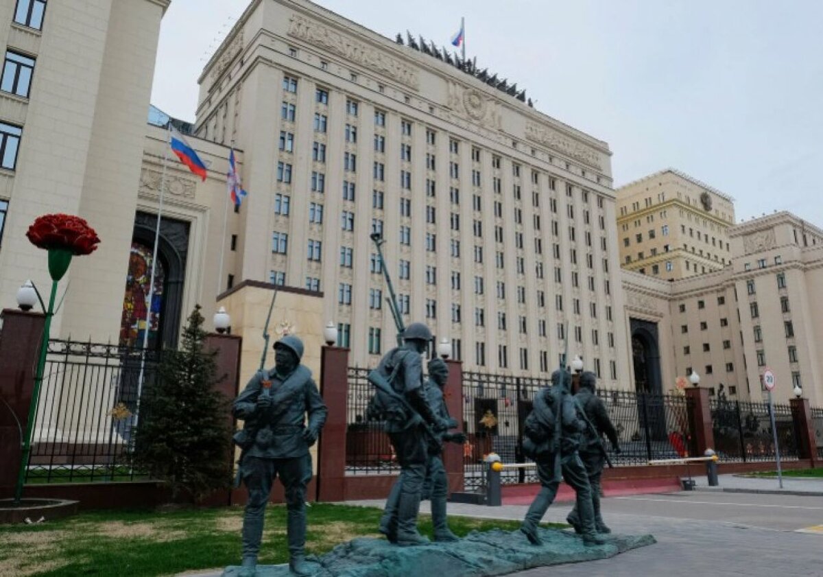    Пять арестов за месяц: что известно о задержанных сотрудниках Минобороны