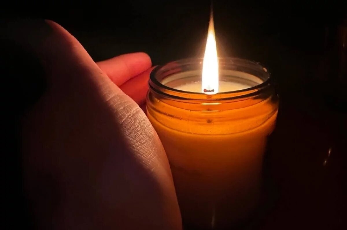    С сыном командира в/ч 73420 Дмитрием Чередниченко прощаются в Волжском