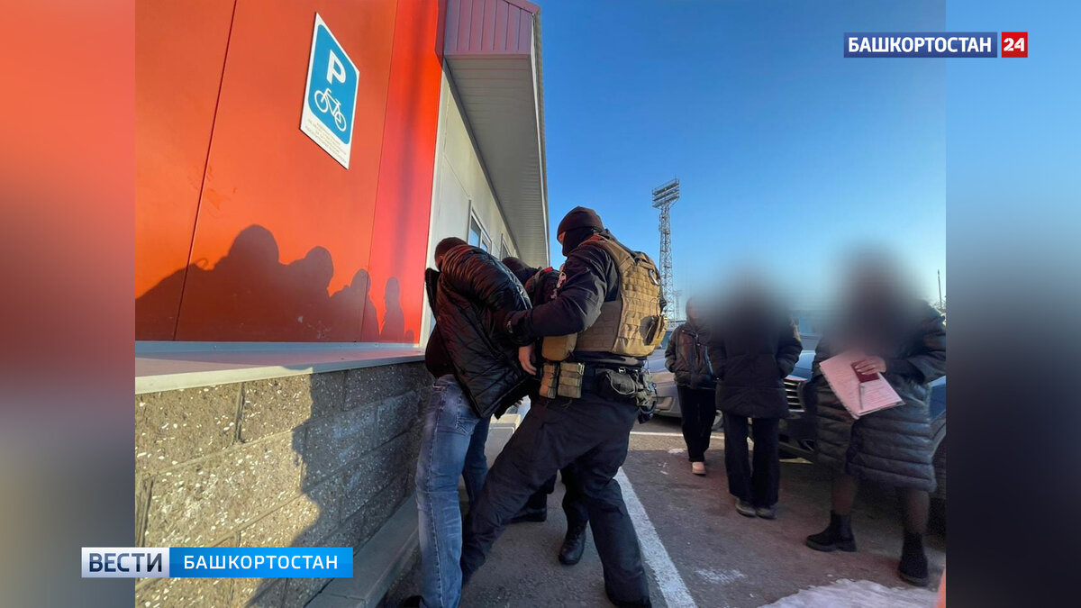    В Башкирии директор детского лагеря получал деньги от своих знакомых за фиктивное трудоустройство