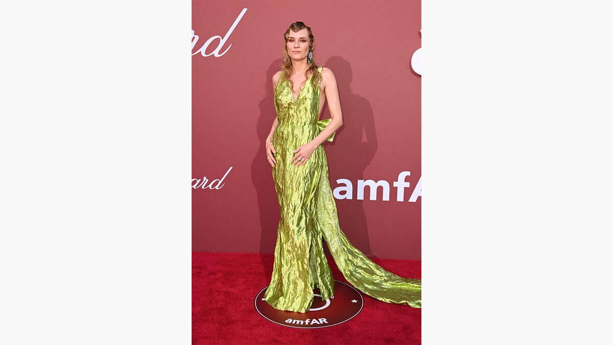 Eamonn M. McCormack / Getty Images📷Дайан Крюгер (в Prada)