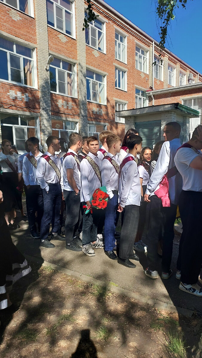 Подготовка к прощальной линейке