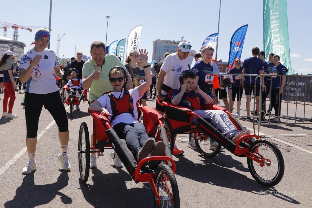    Коляски опробовали на марафоне «Беги, герой!»