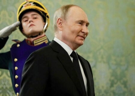    Reuters: Путин готов к мирным переговорам с остановкой боевых действий и фиксацией границ по линии фронта