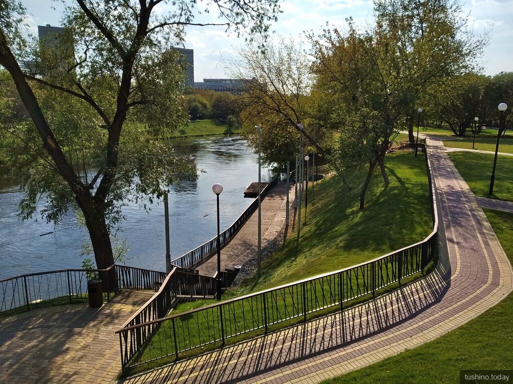 Городские истории: Парк "Берег реки Сходни" Записки уставшего историка Дзен