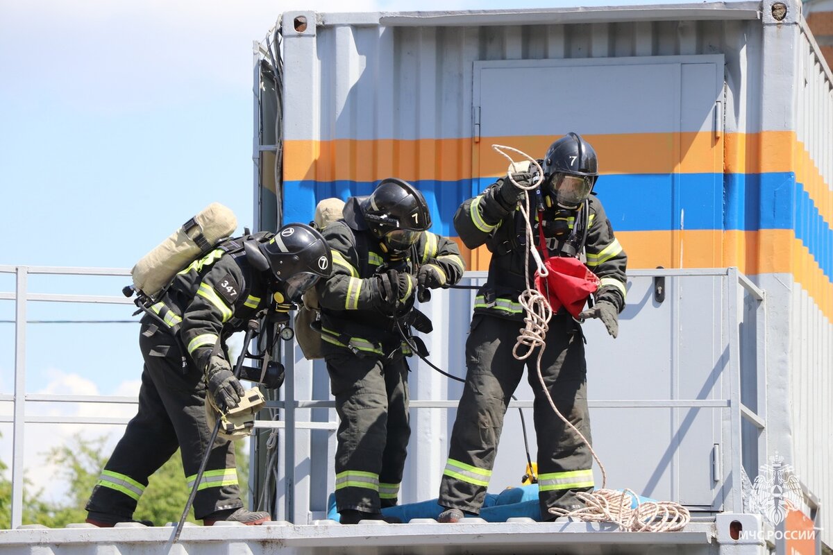 В Орловской области определяют лучшие звенья газодымозащитной службы  пожарной охраны | ГУ МЧС России по Орловской области | Дзен